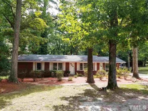 201 Daniel Cir, Knightdale, NC 27545-9567