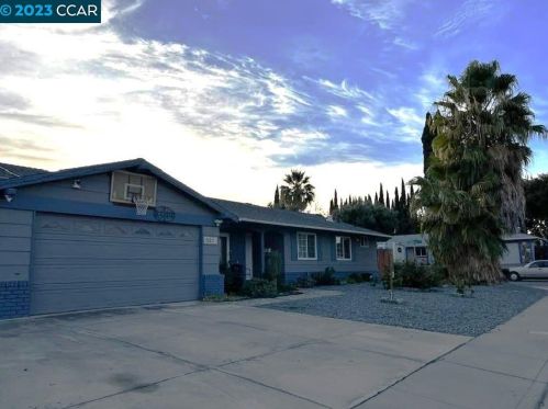 1502 Limewood Pl, West Pittsburg, CA 94565-5664
