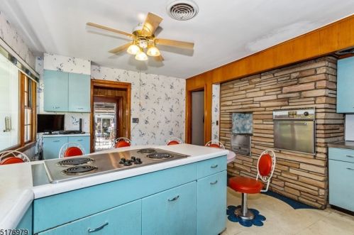 304 Jacksonville Rd, Lincoln Park NJ  07035-1515 exterior