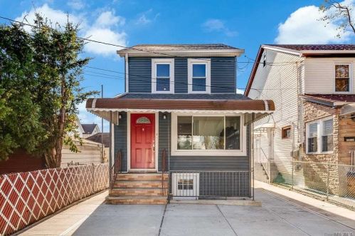 220-20 105th Ave, Jamaica, NY 11429-3235