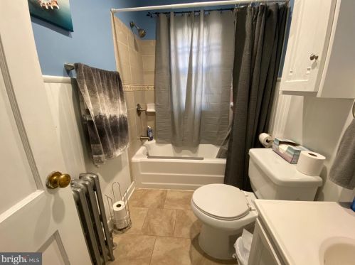 2886 Quakerbridge Rd, Trenton NJ  08619-1642 exterior