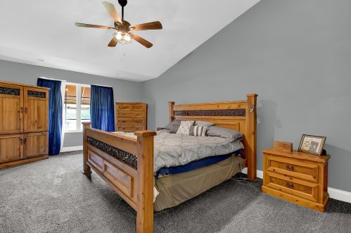 1548 Roscommon Dr, Pataskala OH  43062-7017 exterior