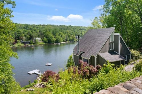 21 Wagon Wheel Rd, Sherman, CT 06784-2309