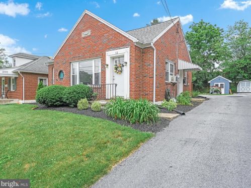 12 Orange St, Ephrata PA  17522-2315 exterior