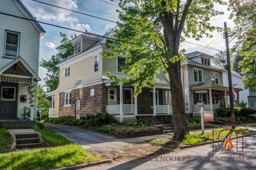 207 Catherine St, Schenectady, NY 12302-2114