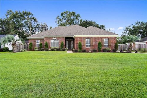 3031 Azalea Trace Dr, Mobile, AL 36695-9095