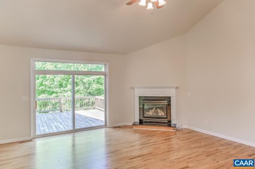 17 Shortwood Cir, Bybee VA  22963-2747 exterior