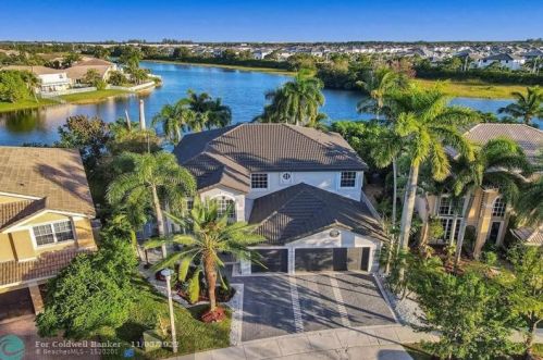 3591 177th Ave, Hollywood FL  33029-1666 exterior