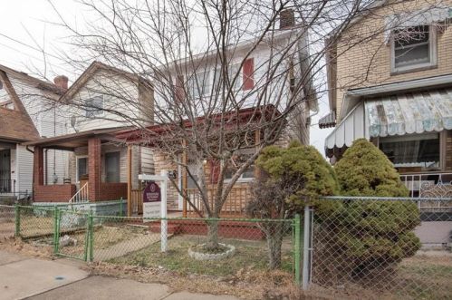 227 17th Ave, Whitaker, PA 15120-1811