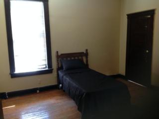 283 Bellevue Blvd, Memphis TN  38104-3515 exterior