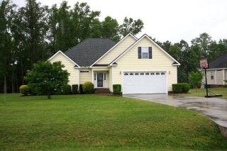 111 Autumn Ridge Dr, Pikeville, NC 27863-9536