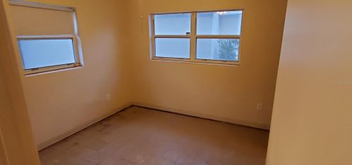 6131 Vermont Ave, New Port Richey, FL 34653-2549