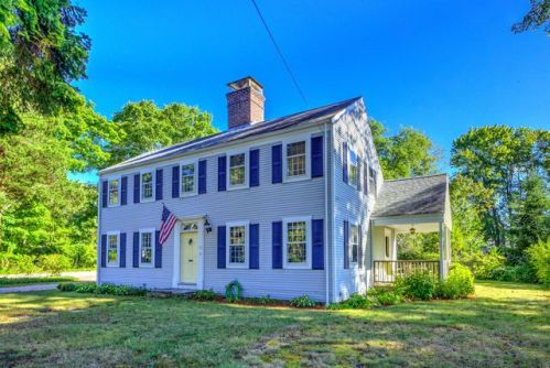 22 Siders Pond Rd, Falmouth, MA 02540-2664