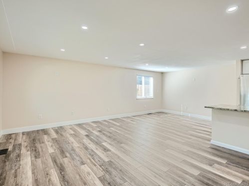 8471 Circle Dr, Westminster CO 80031-3732 exterior