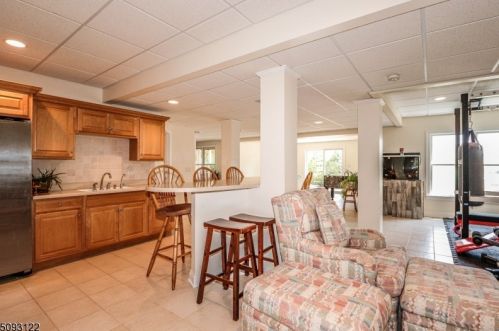 21 Patrick Henry Pl, East Amwell Township NJ  08551-1805 exterior