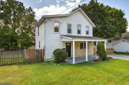 12 4th St, Wantage NJ  07461-2512 exterior