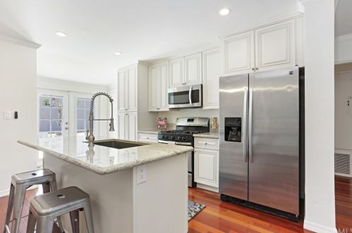 1627 Catalina Blvd, San Diego CA  92107-3720 exterior