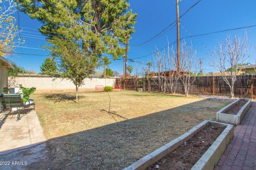 1416 Cactus Wren Dr, Phoenix AZ 85051-8107 exterior