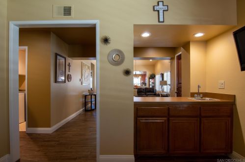 17958 Avenida Alozdra, San Diego CA 92128-1570 exterior