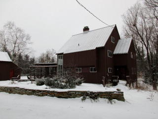 1005 Jersey Swamp Rd, Morrisonville, NY 12962-3914