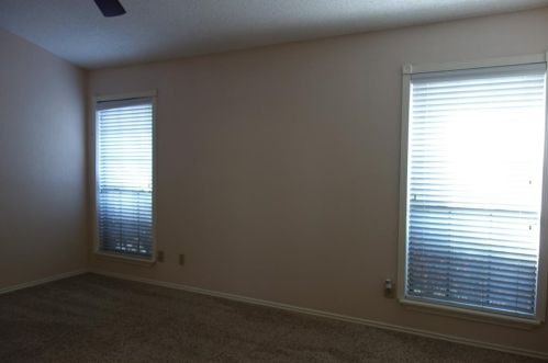 989 Downey Dr, Lewisville TX  75067-7435 exterior