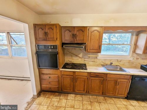 310 Carolina Trl, Browns Mills NJ  08015-5306 exterior