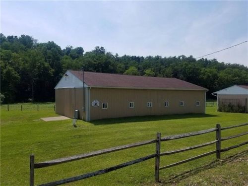 195 Mccarrell Rd, Hickory, PA 15340-1453