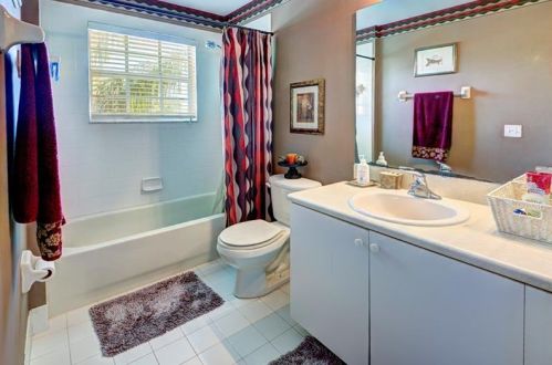 16101 27th St, Hollywood FL  33027-5200 exterior