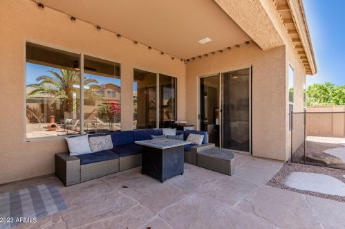 712 Ebony Way, Chandler AZ  85248-4445 exterior