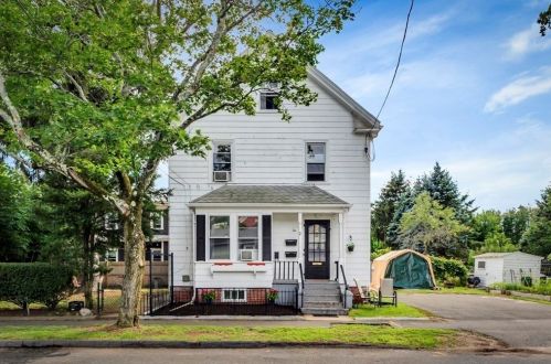 2 South St, Peabody, MA 01960-6122