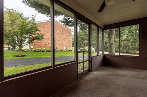 4333 Hemlock Cir, Allison Park PA  15101-2121 exterior