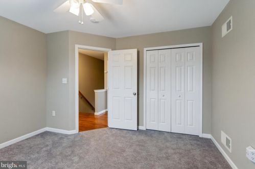 60 Silver Birch Dr, Lancaster PA  17602-7014 exterior