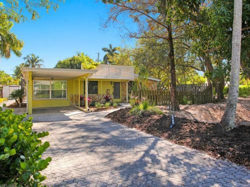 1014 Broad Ave, Naples, FL 34102-8103