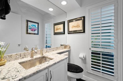 6017 Pier Pl Dr, Lakeland FL 33813-3786 exterior