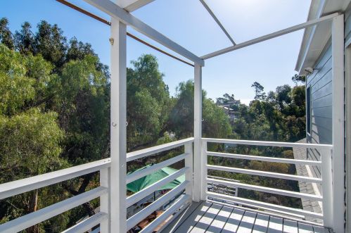 2911 Curlew St, San Diego CA 92103-3933 exterior