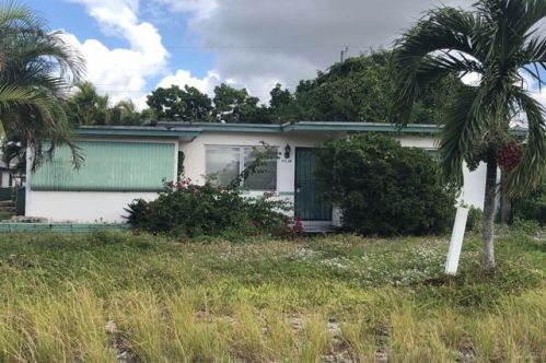 6305 23rd St, Hollywood, FL 33023-2858