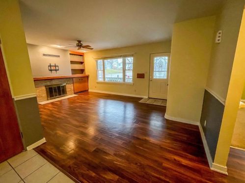 424 Pleasant St, Beaver Dam, WI 53916-1146