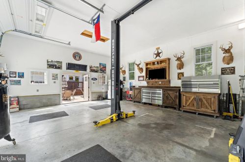 8705 Boulevard Of The Generals, Spotsylvania VA 22553-3809 exterior