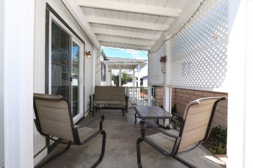 5200 Irvine Blvd, Irvine CA 92620-2013 exterior