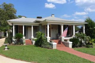 418 14th Ave, Pensacola, FL 32501-4132