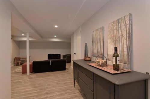 762 Montclair St, Pittsburgh PA 15217-2854 exterior