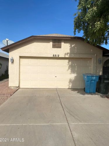 8812 Amelia Ave, Phoenix, AZ 85037-2365