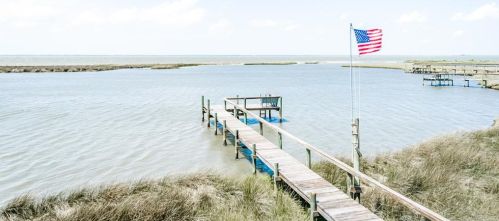 1673 Gulf Beach Dr, Saint George Island FL  32328-3107 exterior