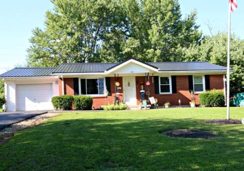 209 Gloria Ave, Calvary, KY 40033-1008