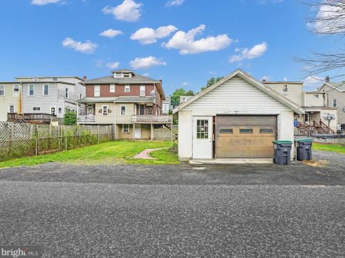 480 Columbia St, Schuylkill Haven PA  17972-2006 exterior