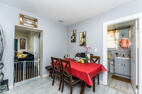 515 Sayre Ave, Perth Amboy NJ  08861-3681 exterior