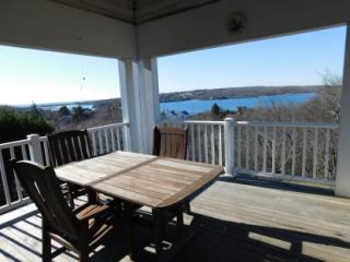 205 Essex St, Hither Plains NY  11954-5244 exterior