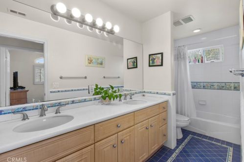 24409 Neece Ave, Torrance CA  90505-6523 exterior