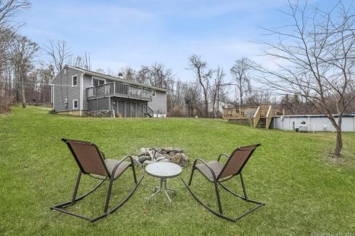 13 Bridge View Dr, Danbury, CT 06812-4010