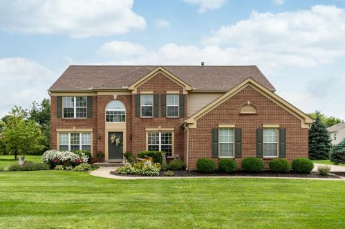 4230 English Oaks Ct, Stonelick, OH 45103-1588